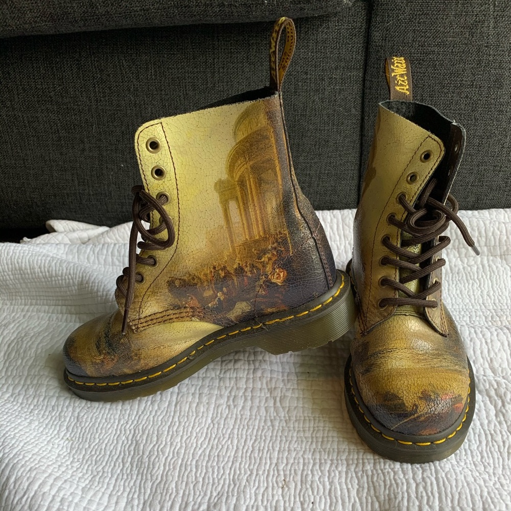 Dr. Martens 1460 Pascal Leather boots.